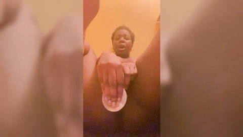 Amateur black solo masturbation in bath using sex toy closeup