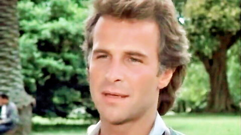 Simone Griffeth seductive gaze outdoors in Hot Target (1985)