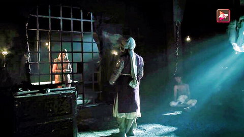 Paurashpur Hindi web series steamy three-way finale in dungeon