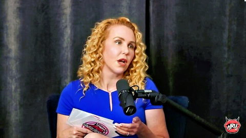 Bonnie Blue redhead in blue top on Holly Randall Unfiltered podcast interview