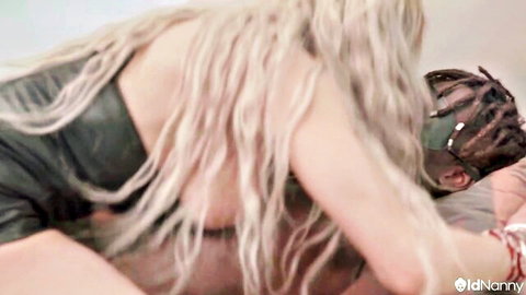 Vanesa Colombiana mature blonde rides hard in cowgirl position