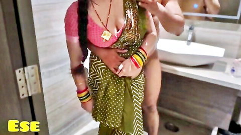 Desi bahu in green sari massages naked father-in-law intimately