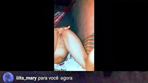 Brazilian cam girl Mary exposes shaved pussy in solo show