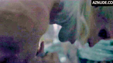 Emma D'Arcy as Rhaenyra Targaryen in explicit nude sex scene