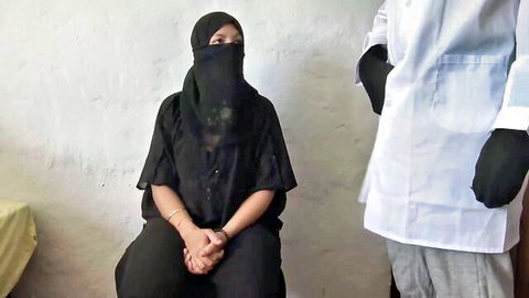 Souzan Halabi in hijab with doctor in teasing medical roleplay