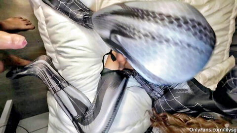 Singapore Lily in Spider-Gwen cosplay gets facial cumshot