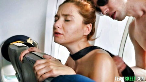 Alexis Wilson natural tits enjoys blowjob on dick