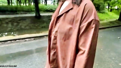 Amateur Japanese wife starts undressing in park, exhibitionist thrill