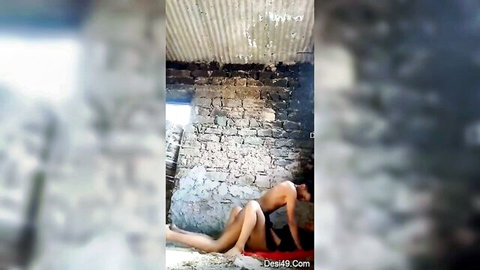 Desi girl nude enjoying oral sex with lover in intimate pose