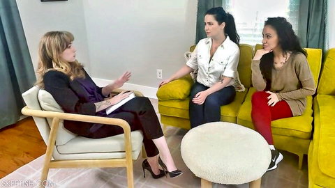 Kelsey Kane in therapy roleplay with brunette and ebony women