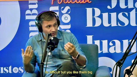 Emma Fiore on Juan Bustos Podcast, tiny influencer discusses big challenges