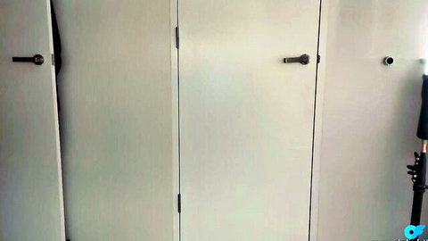 Ava Delight tiny girl Chaturbate bathroom setup show