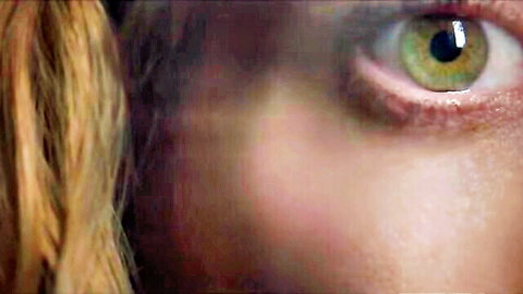 Maggie Civantos seductive green eyes close-up, blonde hair