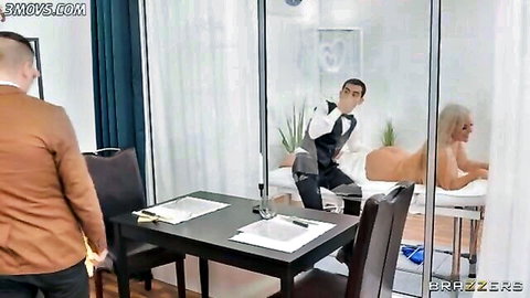 Blondie Fesser big ass worshipped by Jordi in Brazzers scene