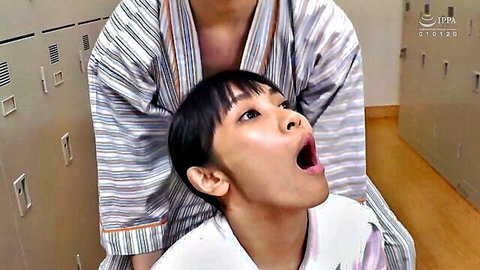 Rika Aimi in yukata holds petite model's open mouth for oral in JAV time stop
