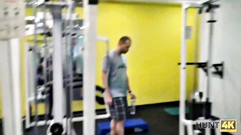 Man in gym picks up trampy babe for steamy sex encounter