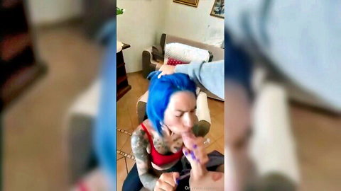 Blue-haired tattooed woman attempts blowjob on huge cock, struggling amateur scene