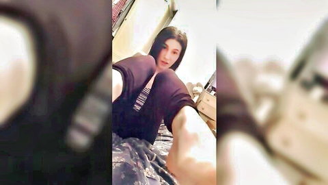 popsisapeachxo as stepsister in dirty socks sniffing roleplay selfie
