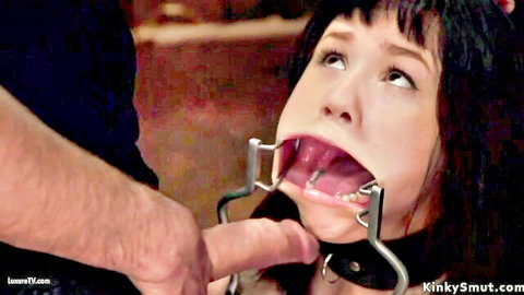 Asian sub with mouth spreader gets deep oral penetration