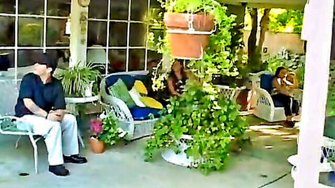 Kelly Wells, Alexa Lynn in outdoor group tease with Sledge Hammer, Shane Diesel