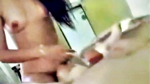 Indonesian wife giving blowjob in amateur video