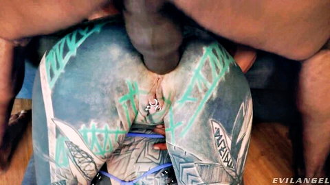 Anuskatzz anal penetration close-up with big ass tattoos Evil Angel