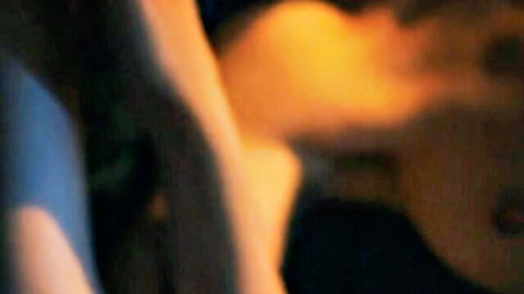 Jella Haase topless in lesbian movie scene from Schwarze Schafe (2025)