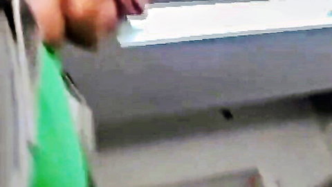 Amateur deep throat blowjob close-up by unknown model