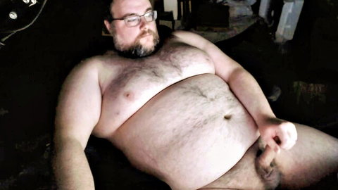 Chubby bearded bear masturbating solo in amateur gay video