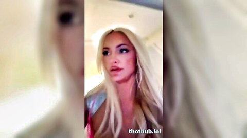 Lindsey Pelas blonde bombshell teasing in live cam show