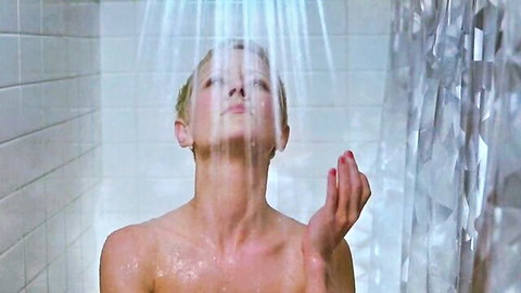 Anne Heche nude in steamy shower scene from Psycho 1998