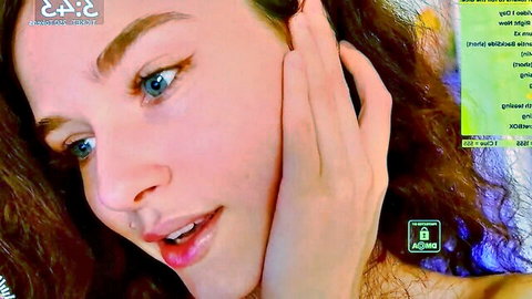 Demurelixir petite redhead twerking live on Chaturbate with lush toy
