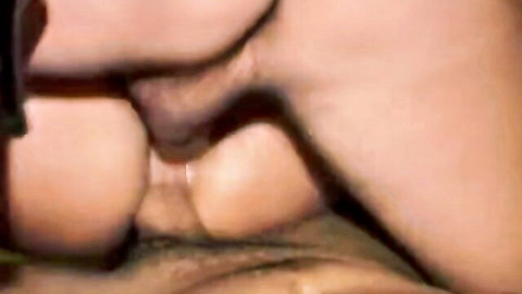 Alex Magni MILF big ass anal penetration close-up homemade