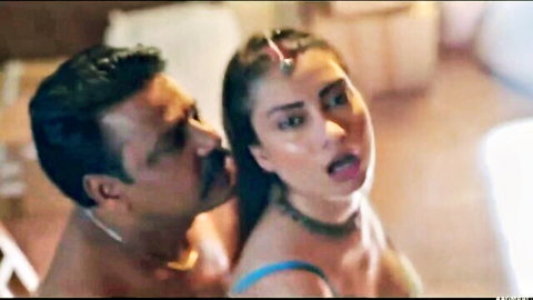 Indian bhabhi with big boobs kissing father-in-law in hardcore scene