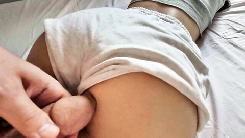 Petitexxgirl's round ass rubbed and cummed on by stepsister lover in tight shorts