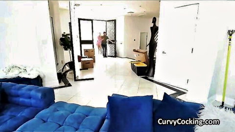 Busty runner beauty in quickie indoor hookup with curvy figure