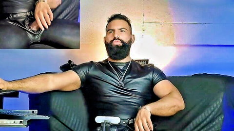 BeardAndrew muscular bearded hunk in leather teasing bulge on webcam
