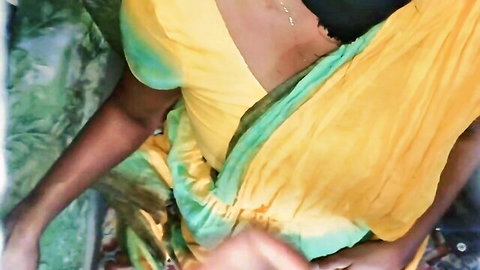 Shshavin in alluring green-yellow sari, Sri Lankan beauty showing cleavage tease