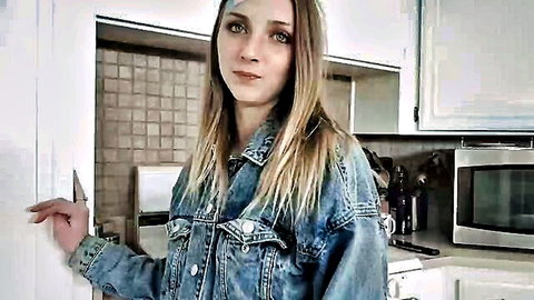Blonde stepsis in open denim jacket, teasing in kitchen amateur mature vid