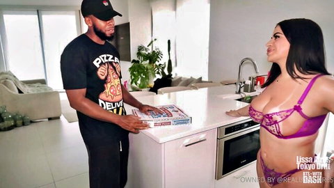 Lissa Aires in revealing purple lingerie gets pizza delivery