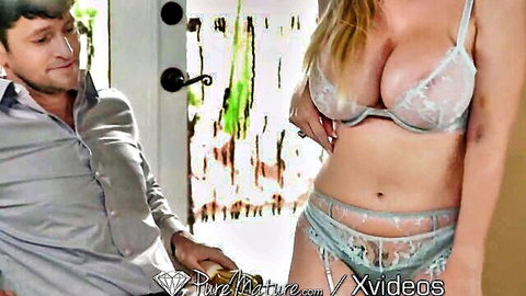 Casca Akashova huge tit blonde mature in sexy lace lingerie