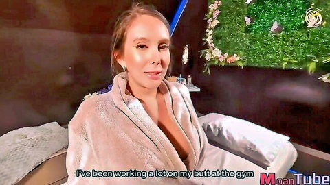 Scarlet Benz in open robe teasing her gym-toned butt