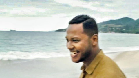 Dandara Mariana Wedding Games beach scene with smiling black man