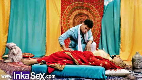 Indian cougar in red sari gets sensual massage from masseuse