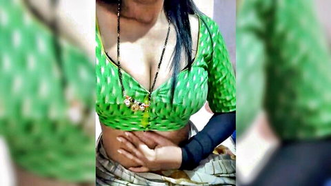 Kannadasundri143 Indian petite cam girl in green blouse showing cleavage