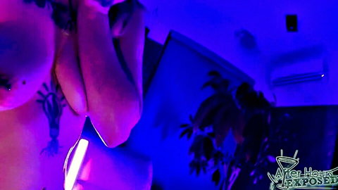 Sam and Peaches in close-up blowjob with cum in mouth, tattooed beauty