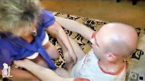 Mature granny with blonde hair gives blowjob and gets fucked in cowgirl position