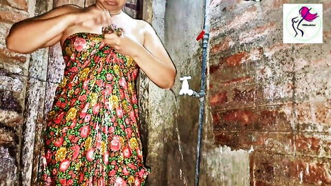 Chubby Sri Lankan MILF in wet colorful sarong showering in bathroom teasing curves