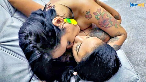 Babi and Mirela passionate topless kiss, sexy tattooed lesbians