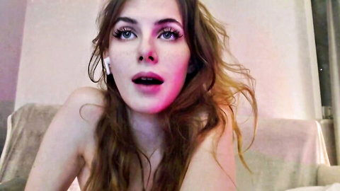 h0ney__bunny sexy redhead cam girl flashing tits on Chaturbate